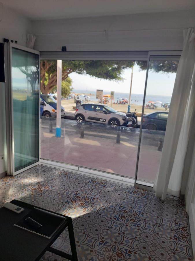 Beachfront House Málaga Exteriör bild